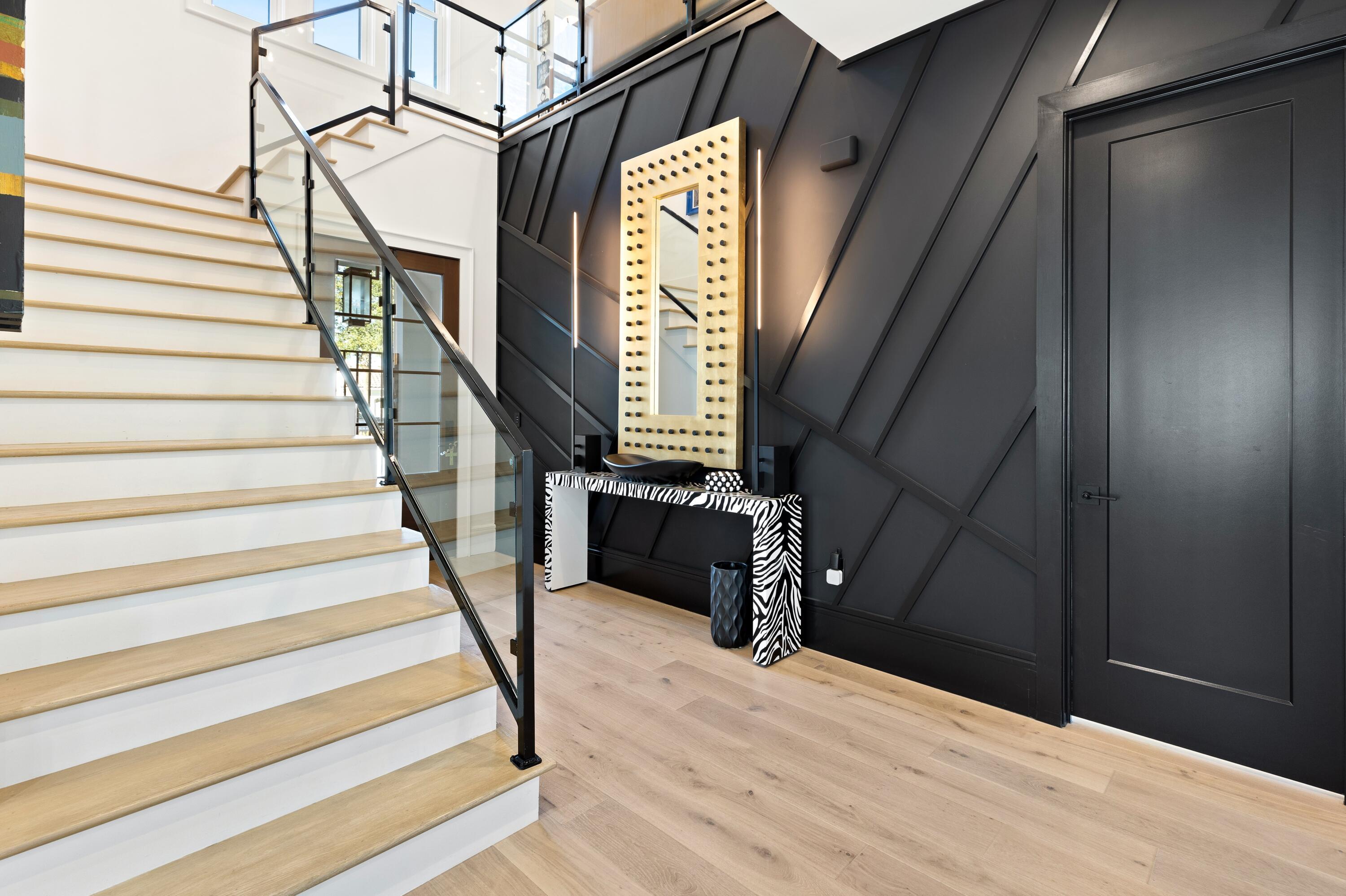 Image 4: Entry Hall