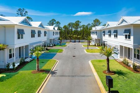 520 S County Hwy 393