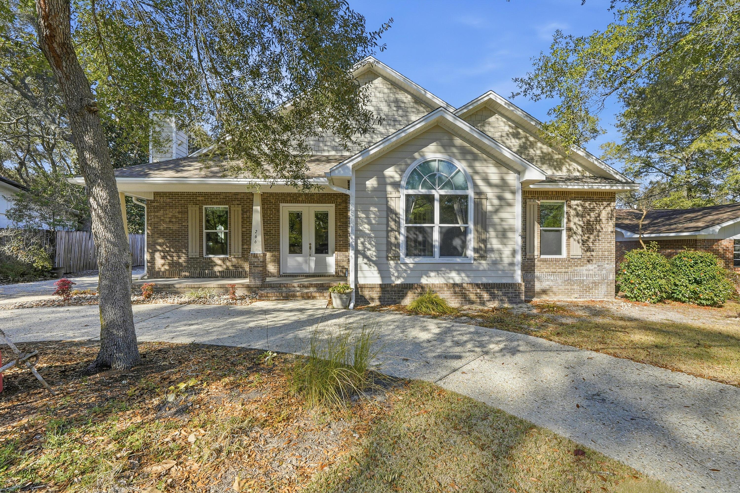 Image 3: 266 florida ave-64