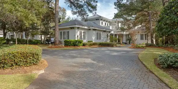 Image 2: 2-web-or-mls-0002
