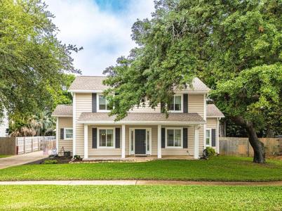 15 Winfield Way