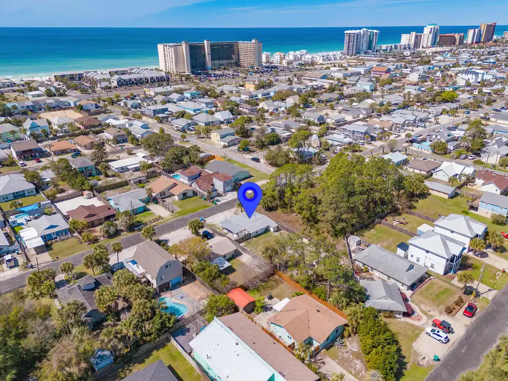 Image 1: 5616 Pinetree Ave