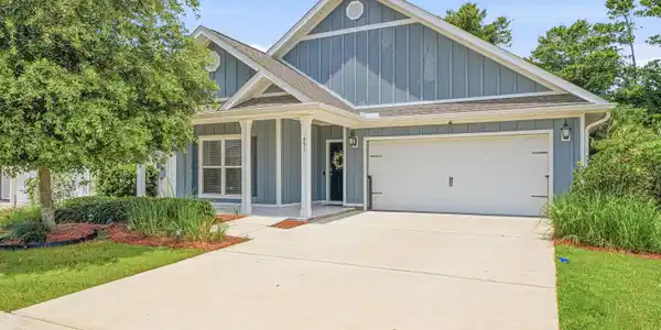 451 Lightning Bug Lane