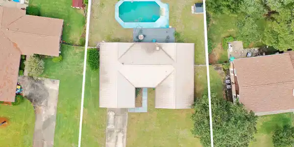 Image 2: 10 Pebble Beach MLS 2