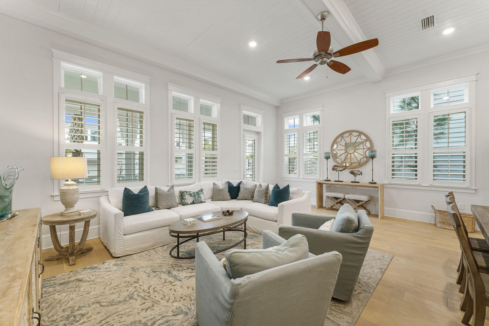 Image 4: 11-web-or-mls-113-siasconset-ln
