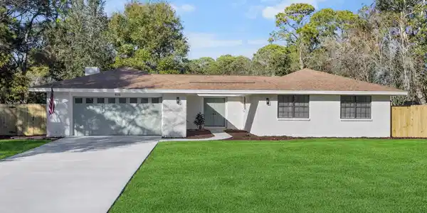 415 Olde Post Road