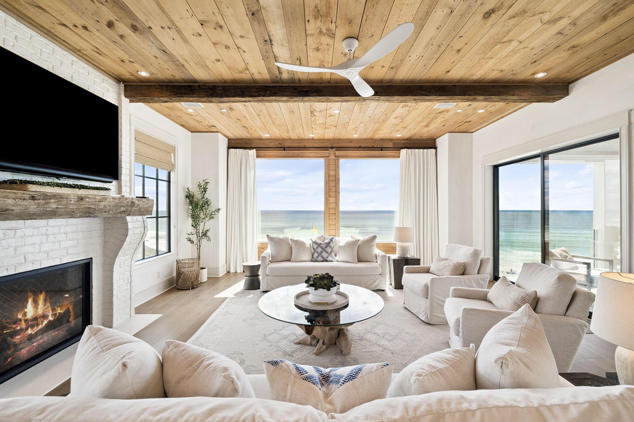 Image 2: Image #2 | Beachfront living room with