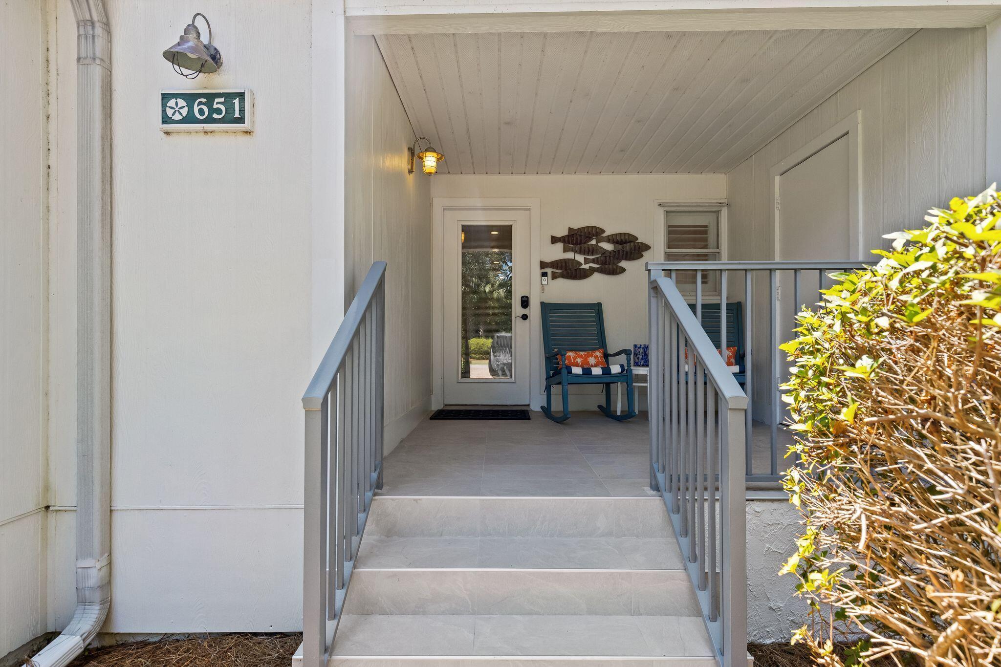 Image 2: 651 bayou dr, Sandestin, usa 07