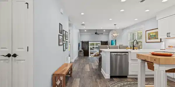 Image 3: 651 bayou dr, Sandestin, usa 08