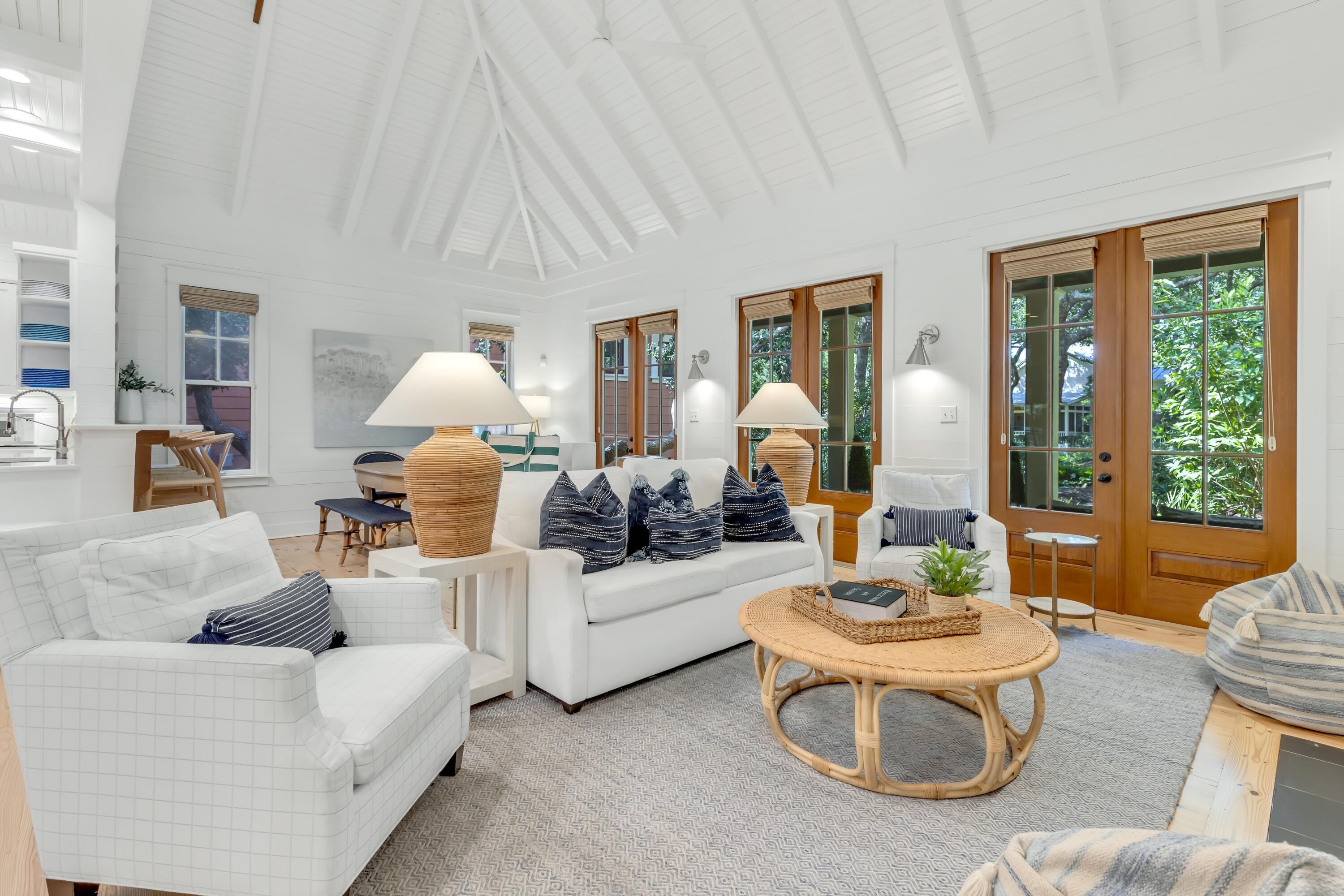 Image 2: Living Area