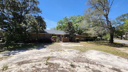 328 SE Brooks Street