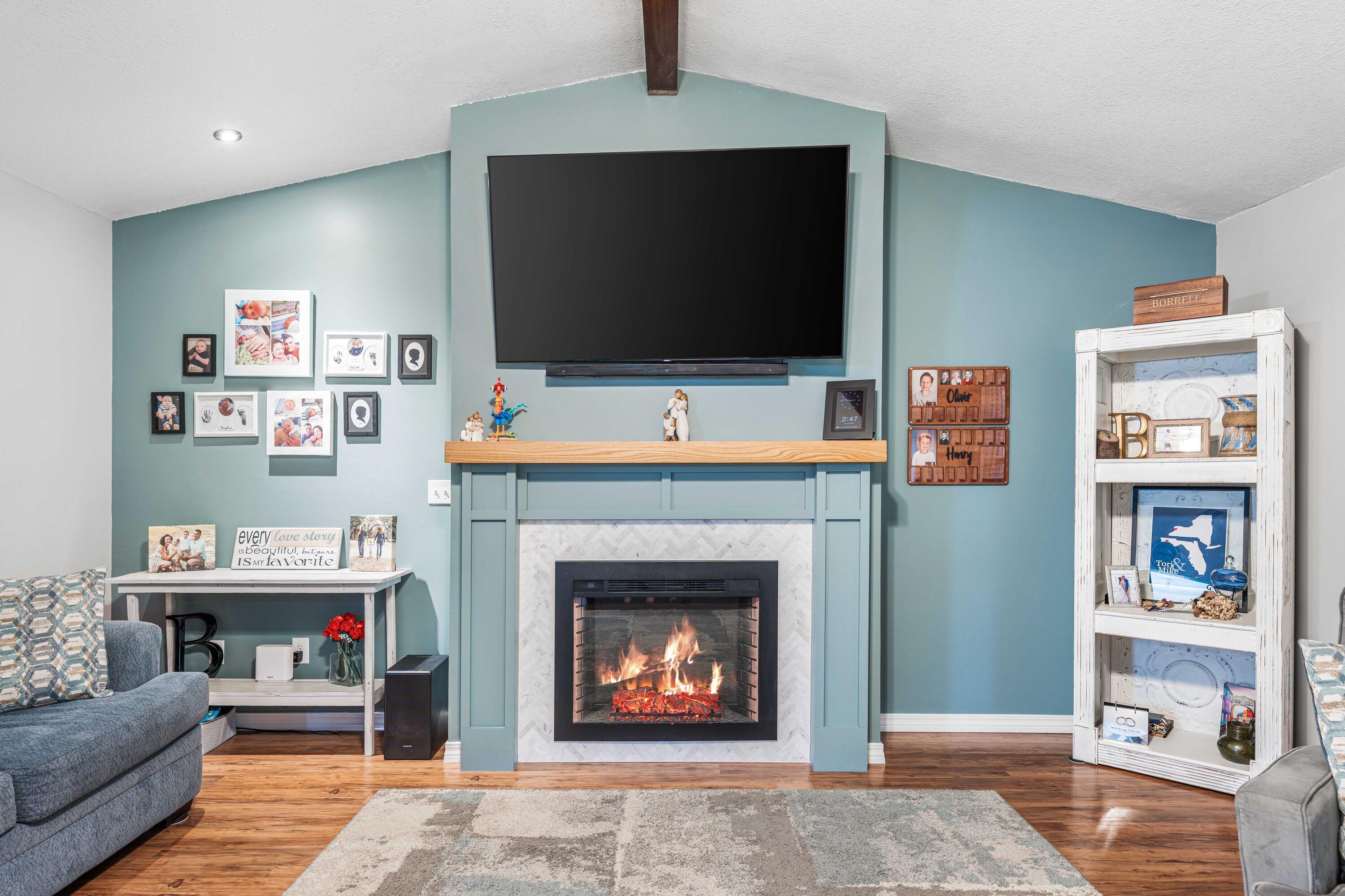 Image 4: 600 Greenwood Cove East-38