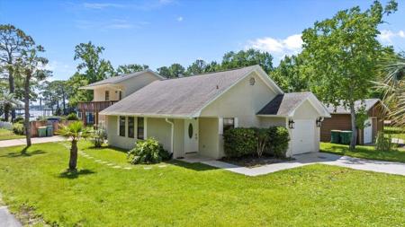 2131 Bayshore Drive