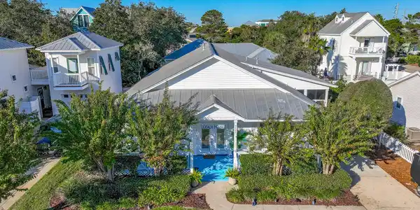 4497 Clipper Cove