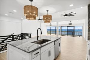425 BayShore