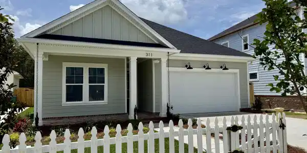 311 Gazelle Court