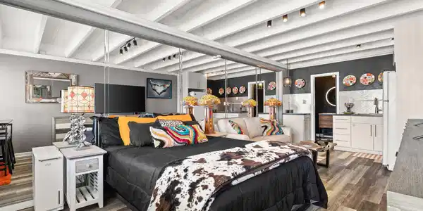 14401 Front Beach Road