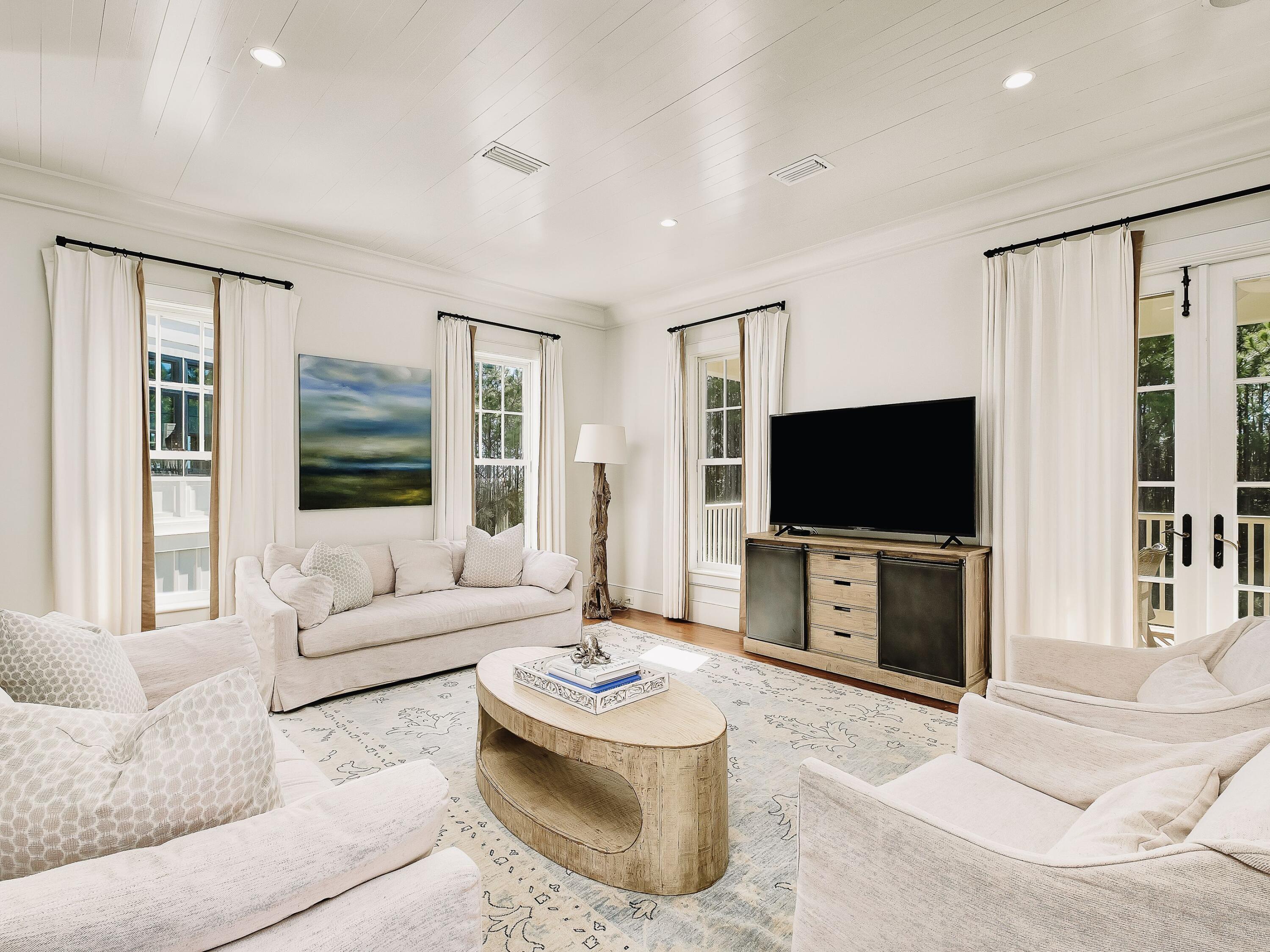 Image 2: photo_online_002