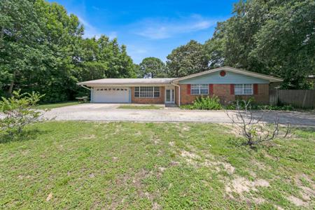 37 Poplar Avenue
