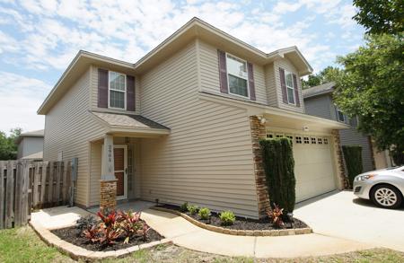 2905 Five Oaks Lane