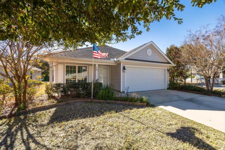 617 Fanny Ann Way