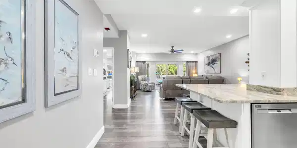 Image 3: 3-web-or-mls-DSC05299