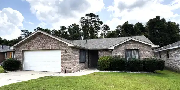 110 Poplar Place