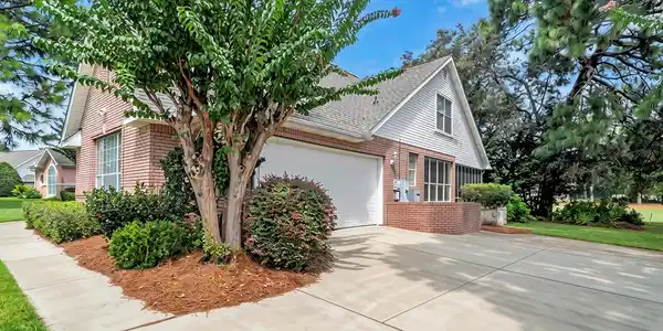Image 2: Driveway 2