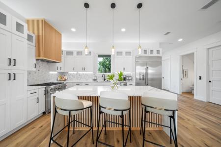 2483 Belmar Court