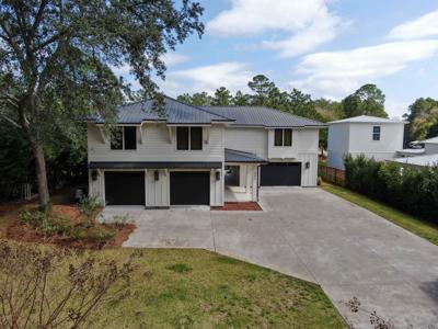 582 W Point Washington Road