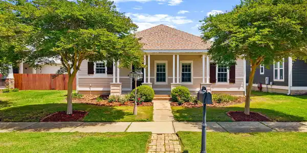 303 Coral Gables Street