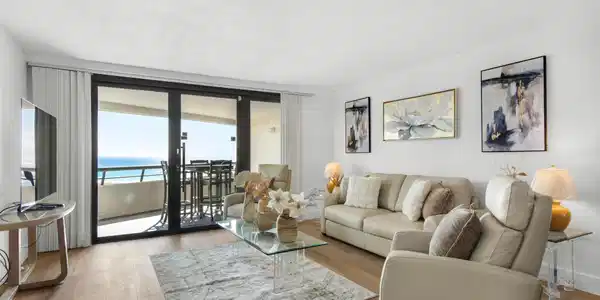 Image 2: Edgewater 505_20251208_4