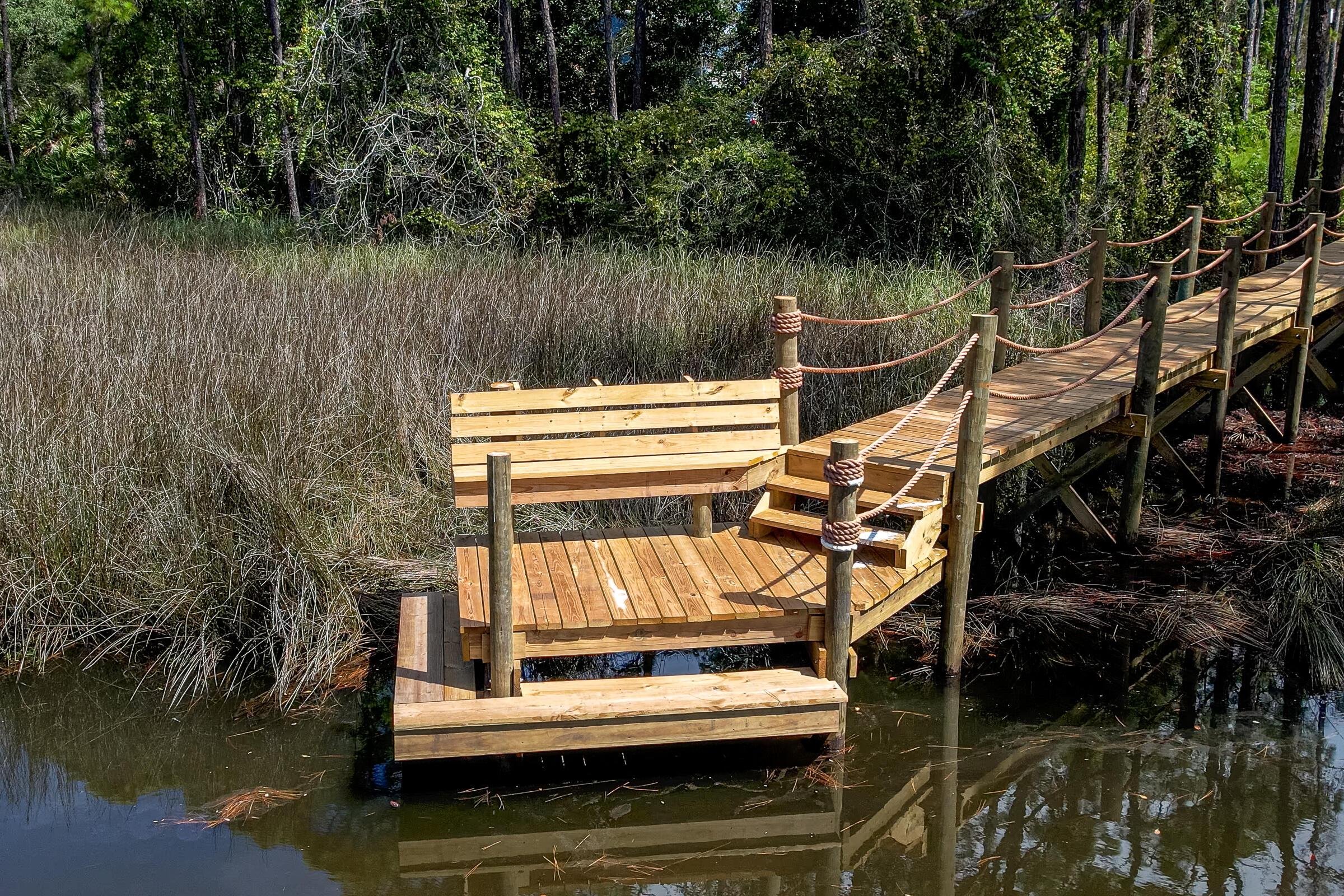 Image 4: Neighborhood Dock