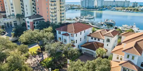 754 Harbor Boulevard