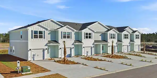 108 Bismark Boulevard