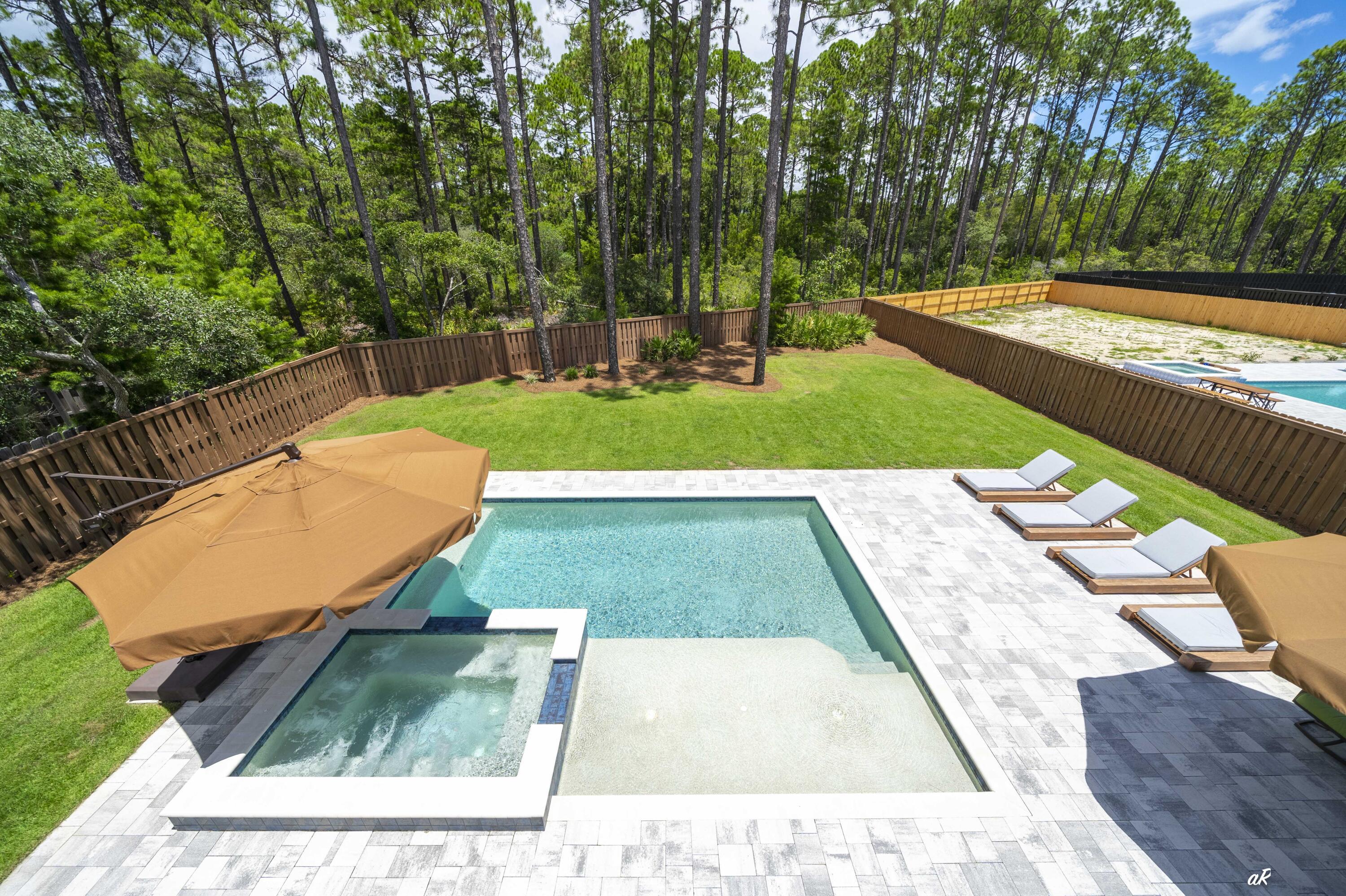 Image 4: Pool from Deck