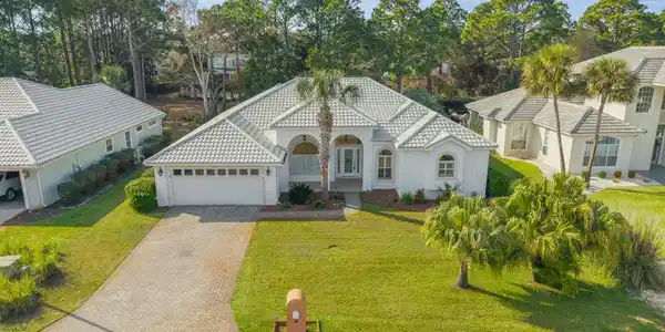 Image 2: 927 drone 12
