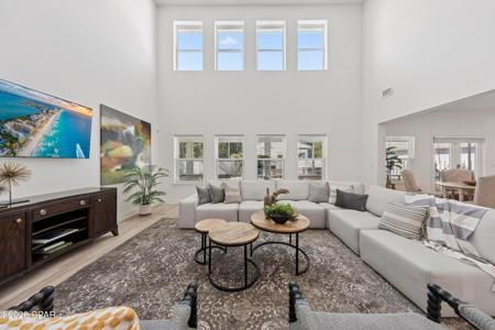 140 Tierra Verde Way