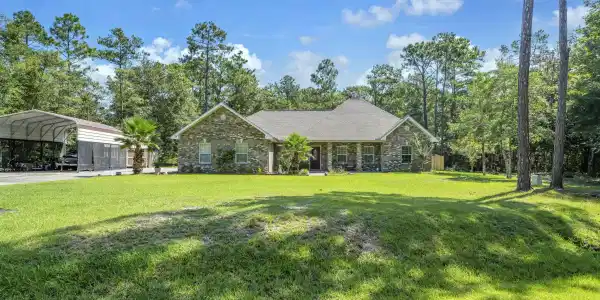 79 Shoreline Drive