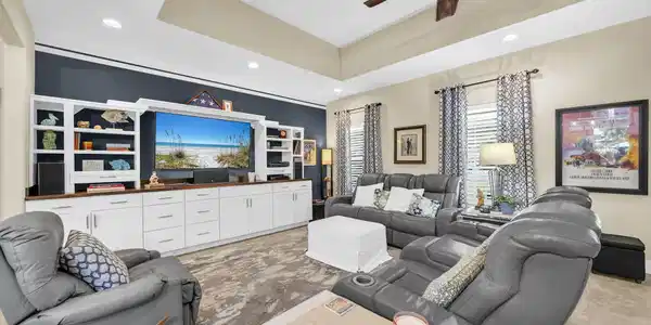 Image 3: 12-web-or-mls-DSC02405