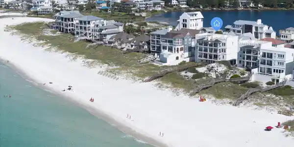 Image 4: 109 Feet of Beach Frontage