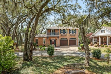 305 Boggy Bayou Court