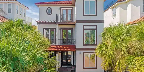 64 Terra Cotta Way