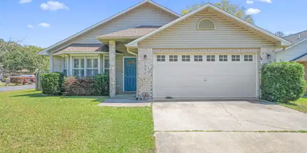 1731 Ivalea Circle