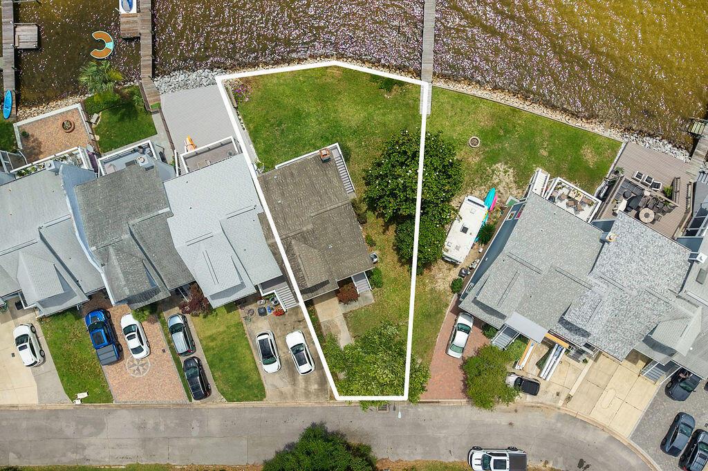 Image 1: 6BayshoreDrone-1
