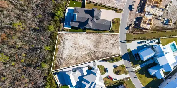 222 Quail Hollow Court