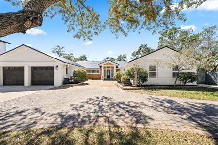 497 Walton Way
