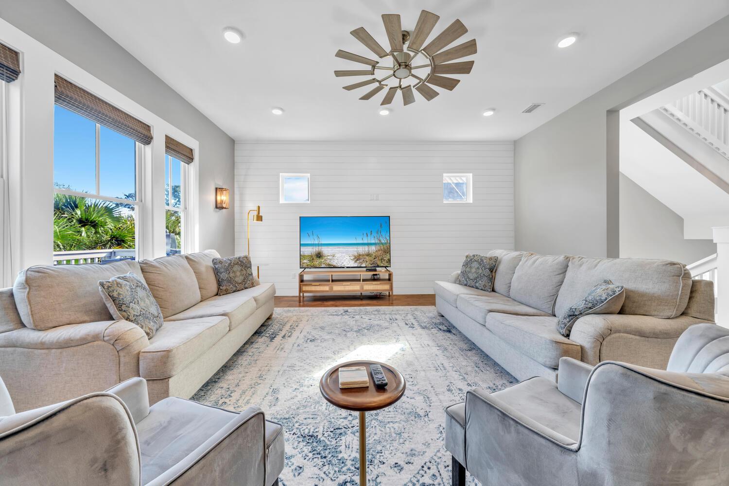 Image 1: Inside Living