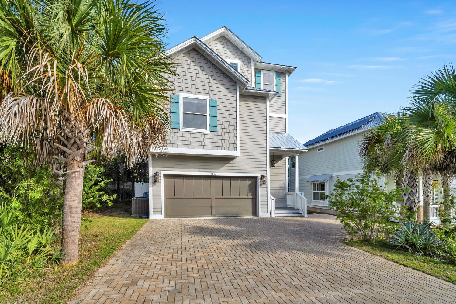 Image 2: 186 Grande Pointe Dr Panama-large-003-00