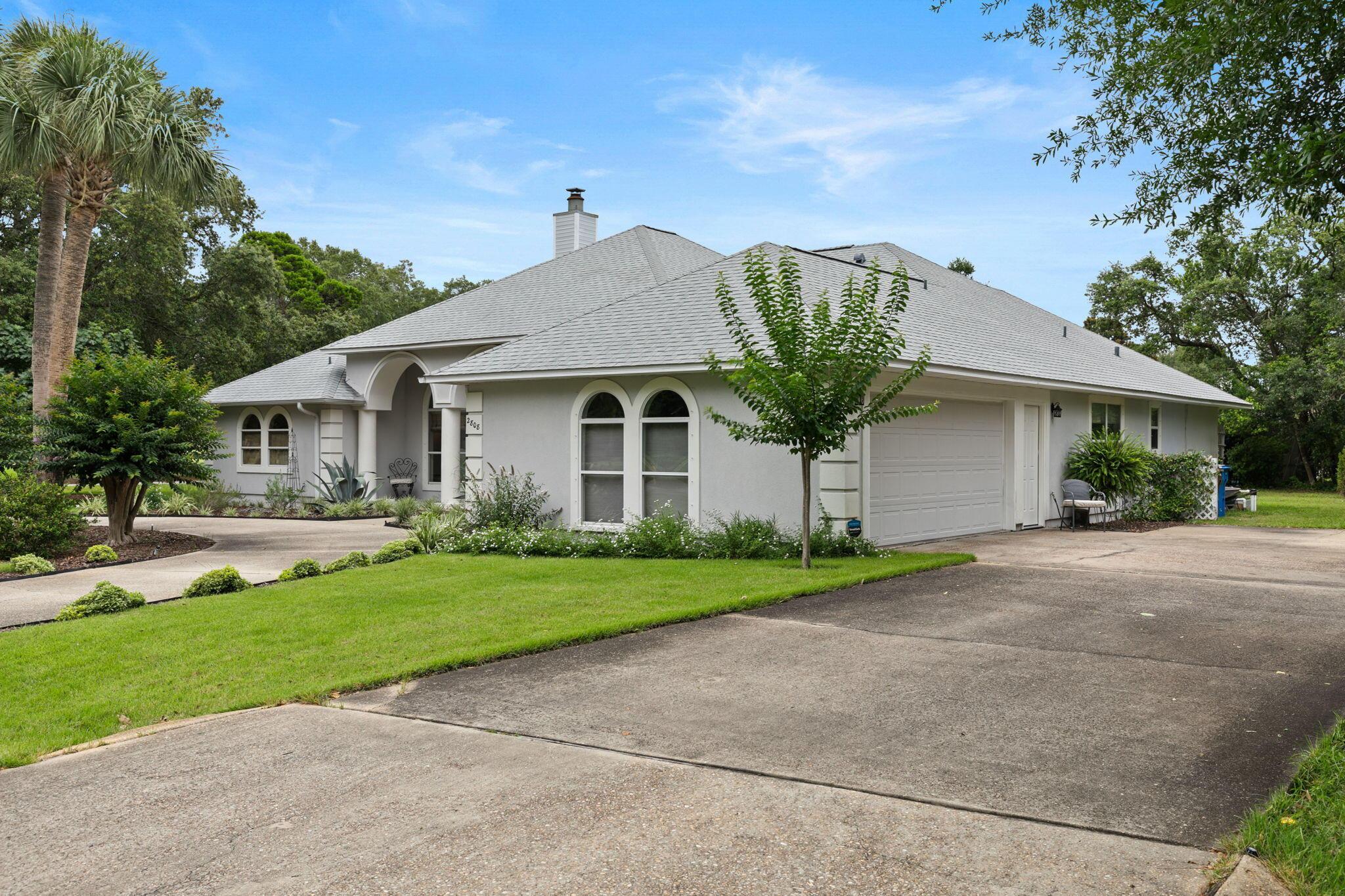 Image 2: 3-2808 PGA Blvd 3